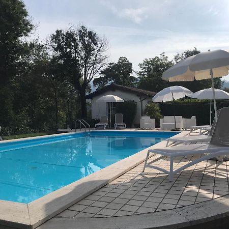 Appartamento Lussuoso 2 In Villa Riccardo Barga Exterior photo