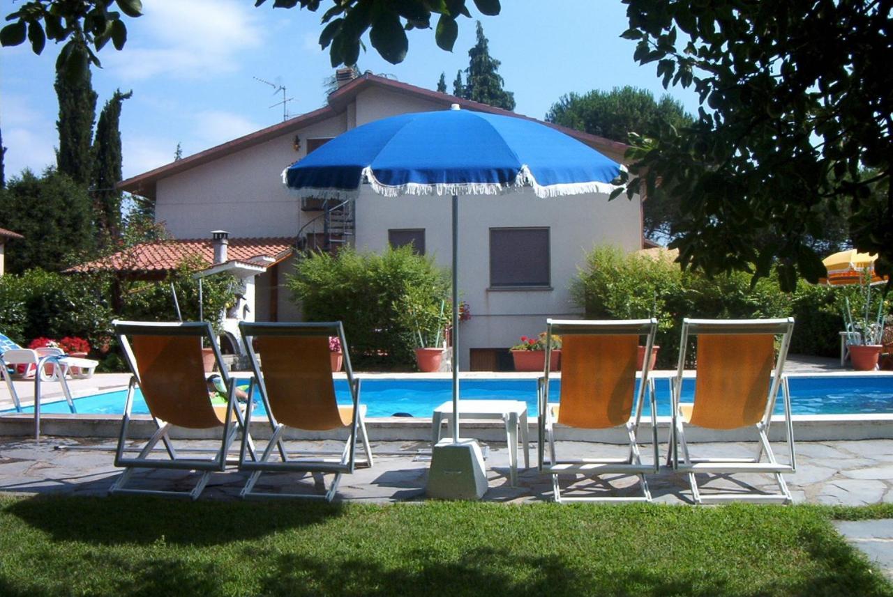 Appartamento Lussuoso 2 In Villa Riccardo Barga Exterior photo