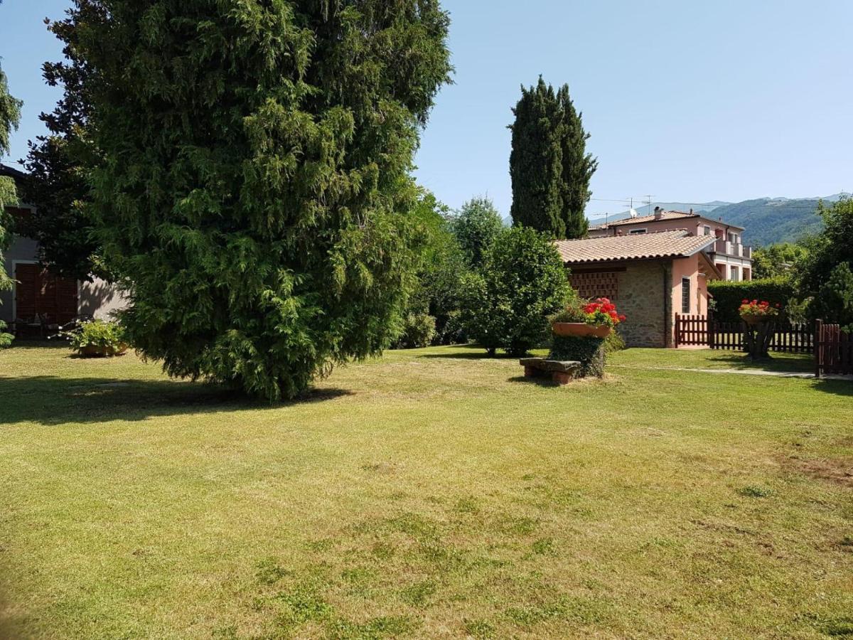 Appartamento Lussuoso 2 In Villa Riccardo Barga Exterior photo
