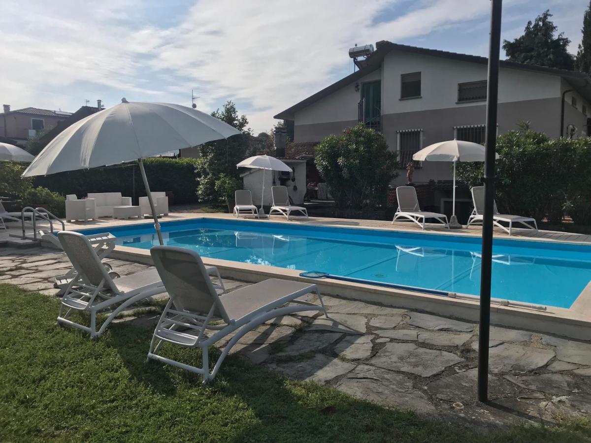 Appartamento Lussuoso 2 In Villa Riccardo Barga Exterior photo
